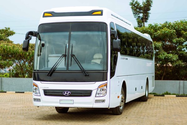 Hyundai-Presidential-Bus-Profile-1024x683-1